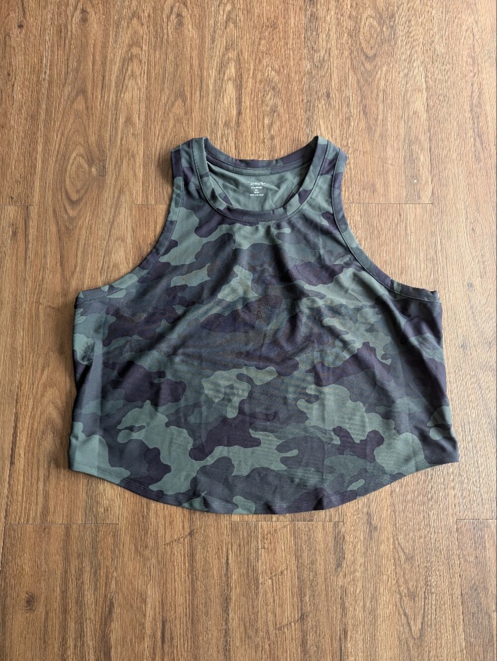 Old Navy Powersoft green cam cropped tank top Size XXL